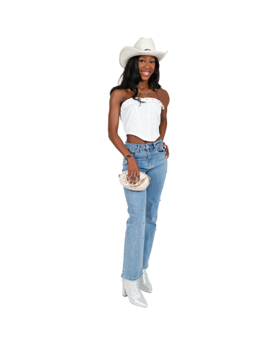 The women's junior model wears the white 