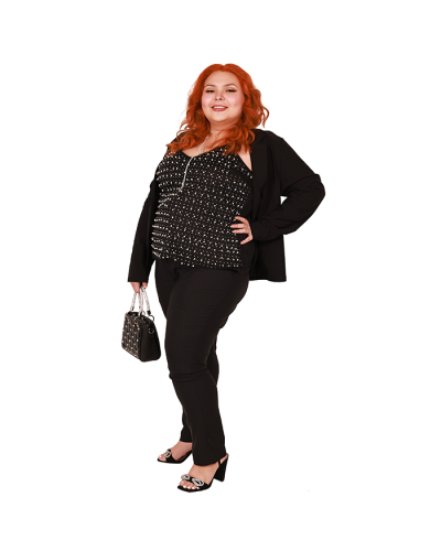 The plus-size women's model wears an all-black look featuring the 