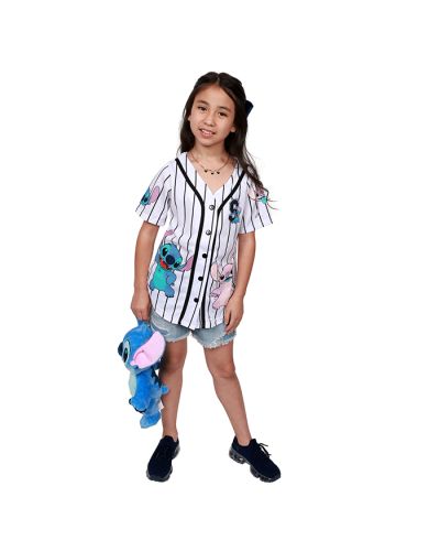 The girl model wears a sporty Stitch outfit featuring the 